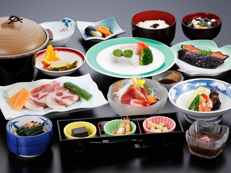 Ashinomaki Prince Hotel Aizuwakamatsu Buitenkant foto